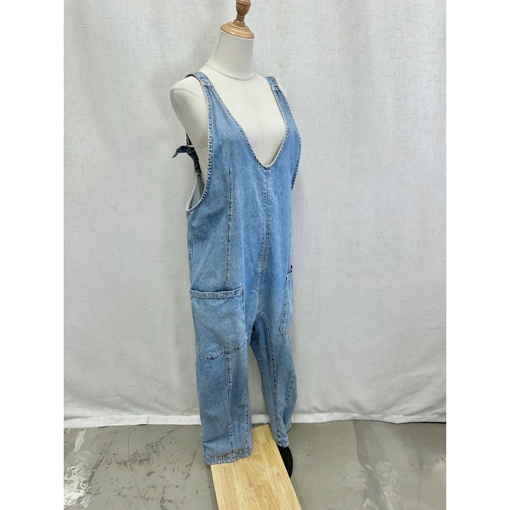 Free People High Roller Slouchy overalls in Kansas Cotton Blue Denim Size Medium - Picture 9 of 16